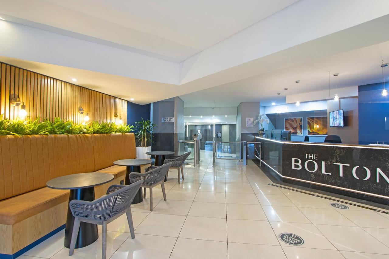 Urban Oasis Apartments At The Bolton ヨハネスブルグ エクステリア 写真