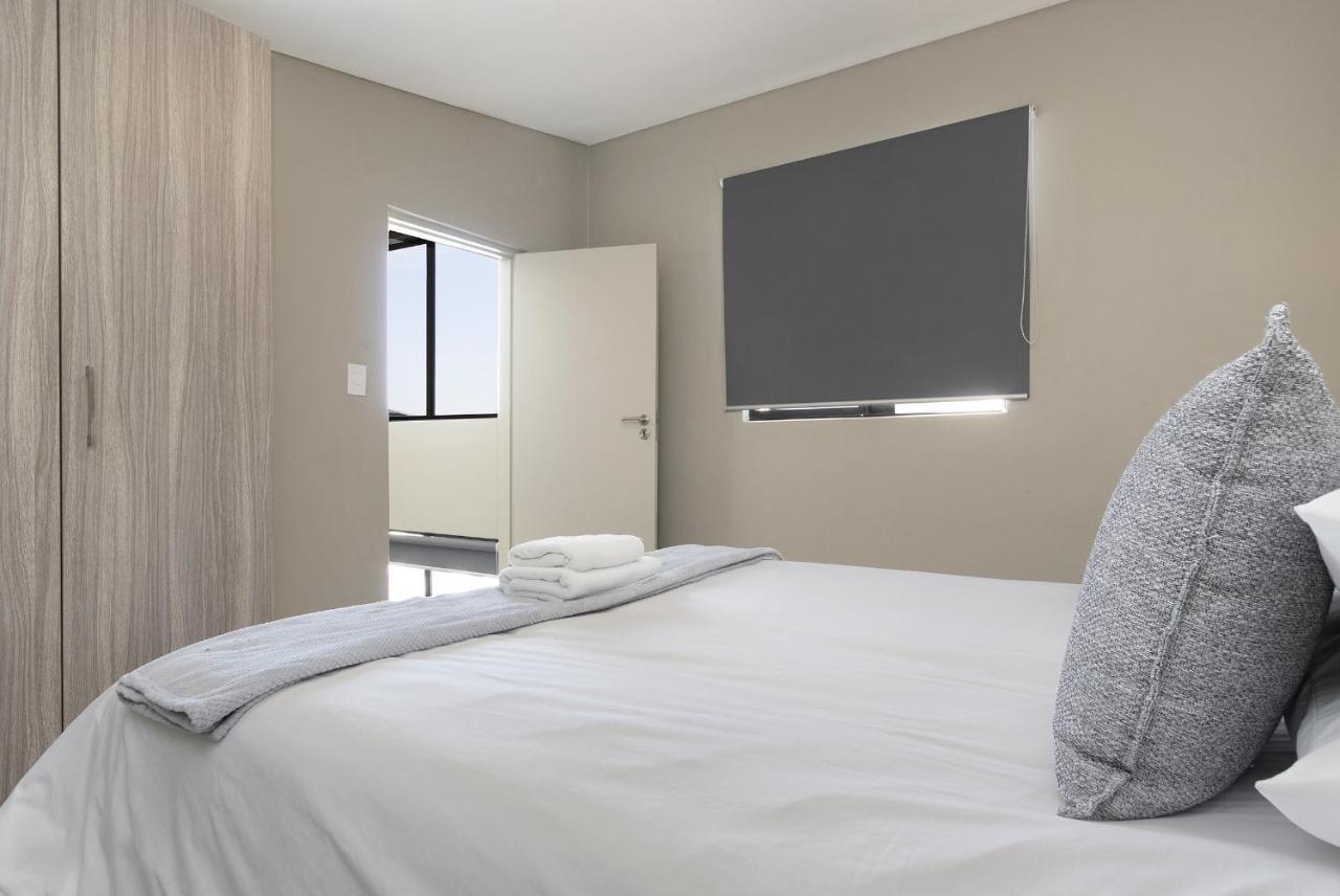 Urban Oasis Apartments At The Bolton ヨハネスブルグ エクステリア 写真