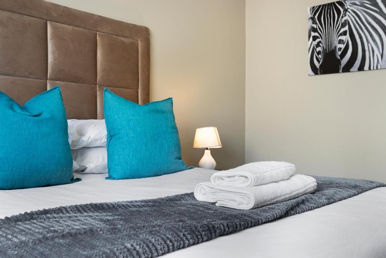 Urban Oasis Apartments At The Bolton ヨハネスブルグ エクステリア 写真